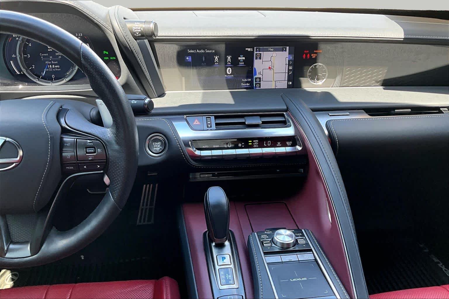 Used 2021 Liquid Platinum Lexus  image 7