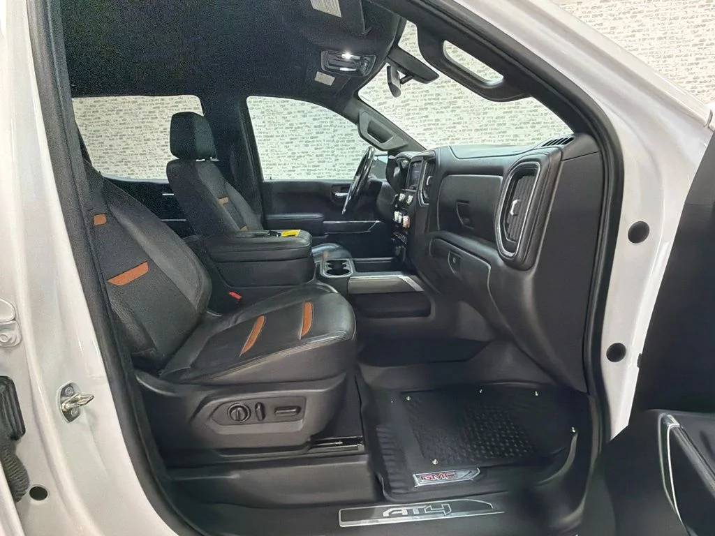 Used 2021 Summit White GMC AT4 image 11