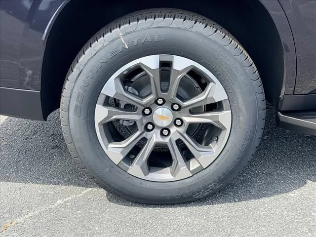 New 2026 Dark Ash Metallic Chevrolet LT image 31