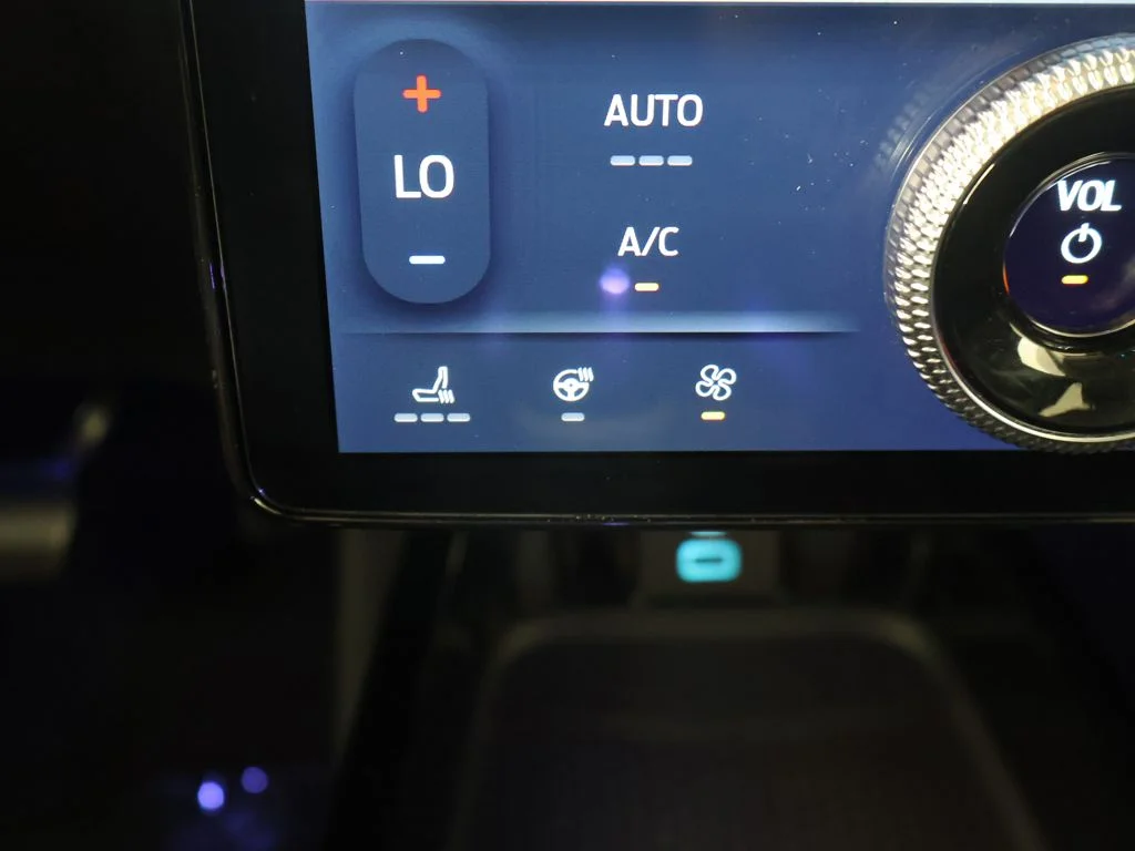 Used 2023 Blue Ford Premium image 51