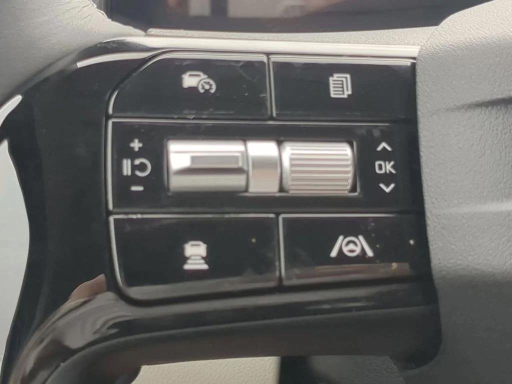2026 Kia Sorento EX - Photo 29