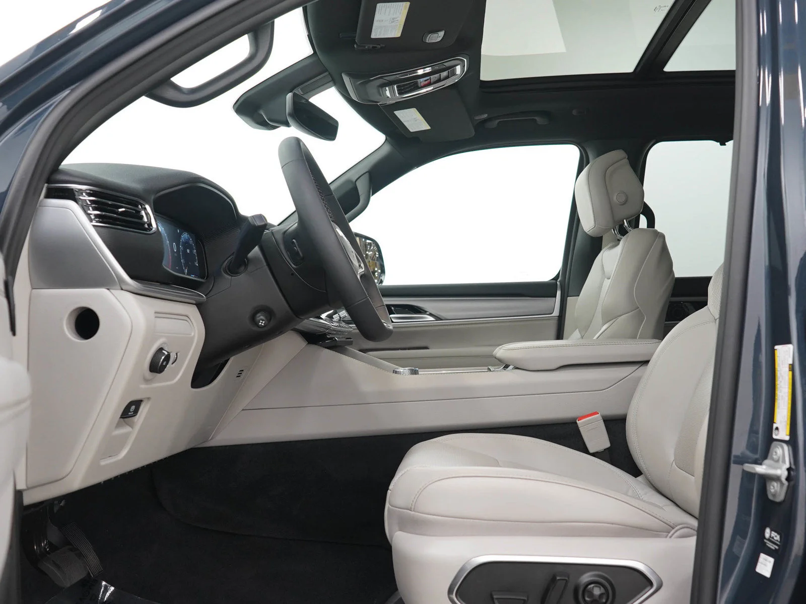 Used 2025 River Rock Jeep  image 24