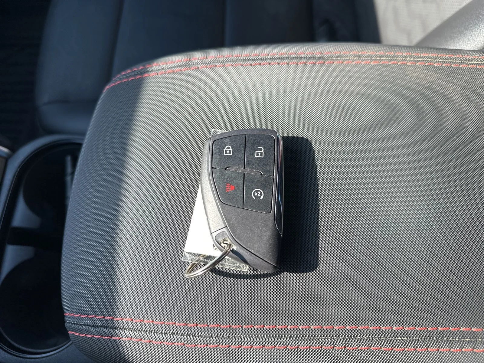 Used 2023 White Chevrolet Z71 image 7