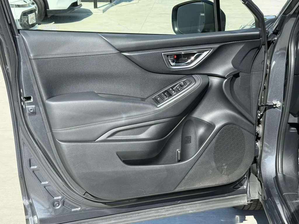 Used 2022 Gray Metallic Subaru Premium image 30