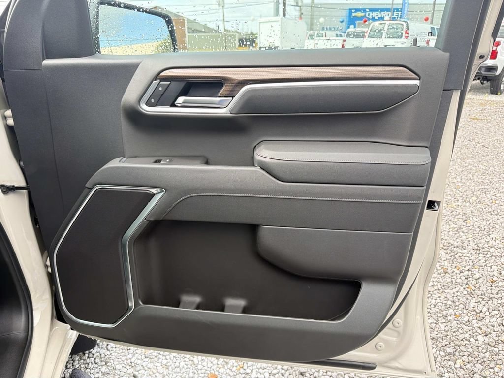 2026 Chevrolet Silverado 1500 RST - Photo 14