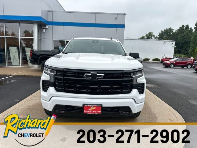 New 2026 Summit White Chevrolet RST image 10