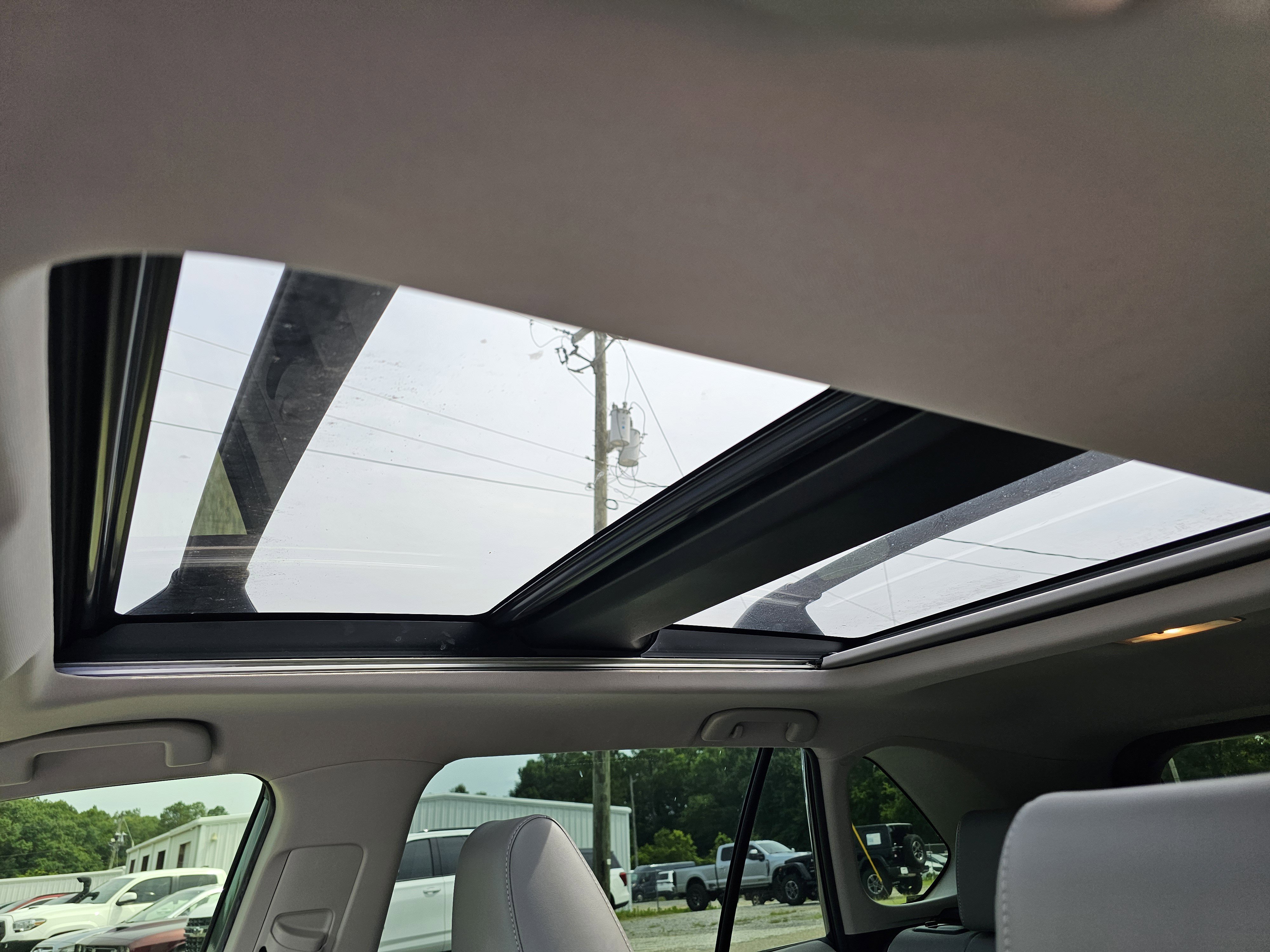 2019 Toyota RAV4 Limited - Photo 19