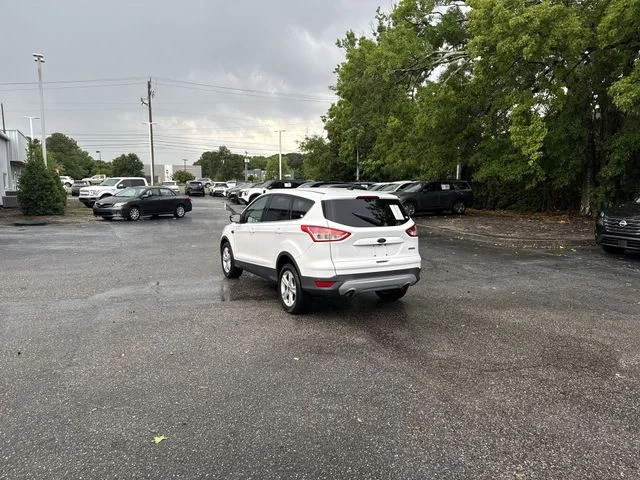 Used 2014 White Ford SE image 7