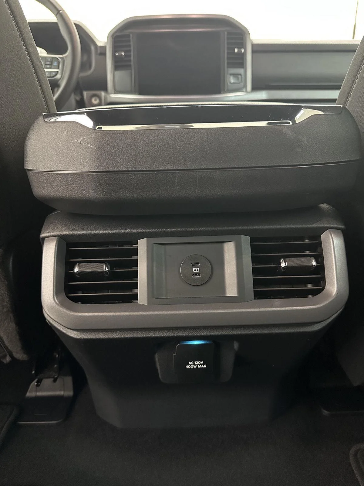 Used 2025 Oxford White Ford XLT image 20