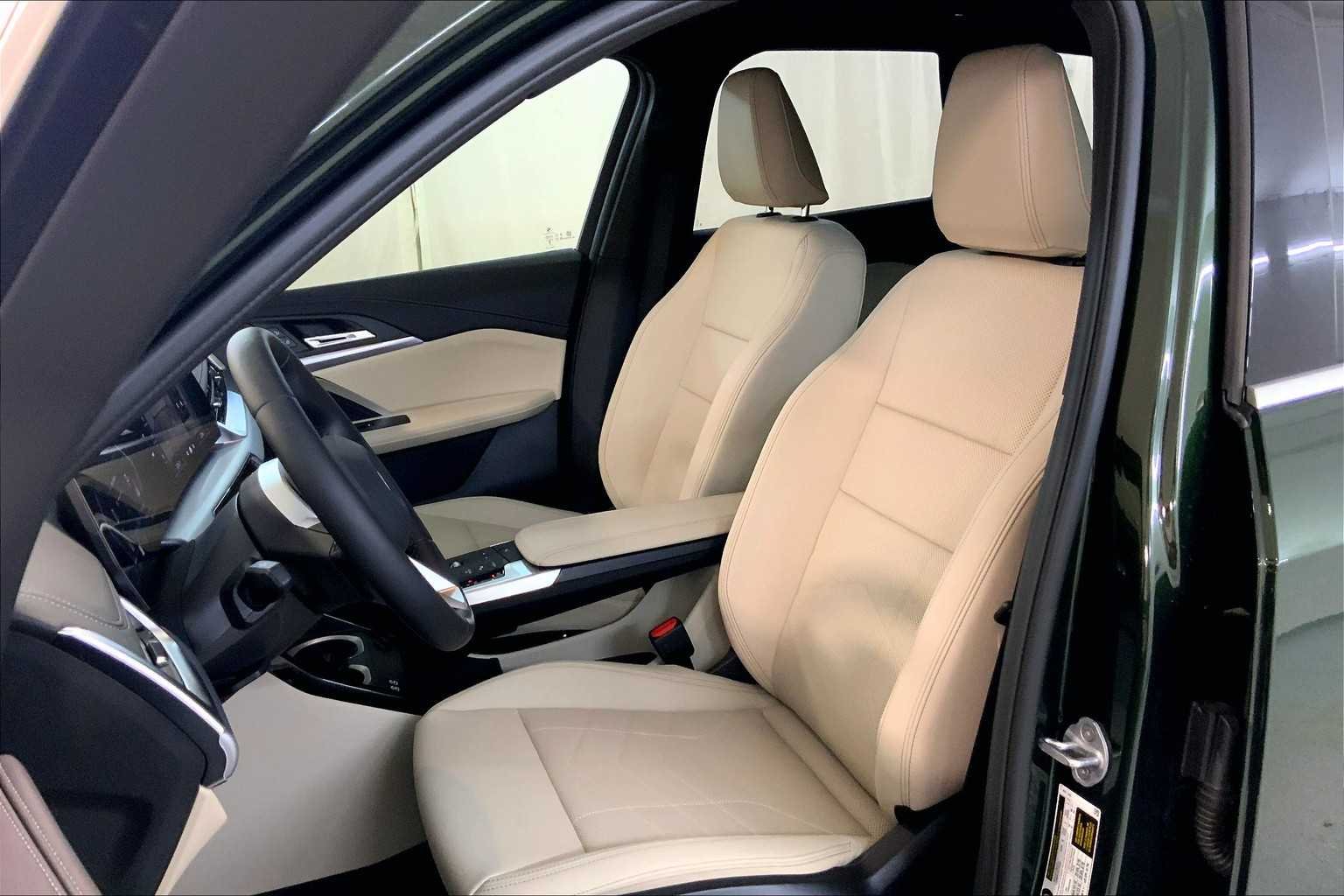 Used 2025 San Remo Green Metallic BMW xDrive28i image 9