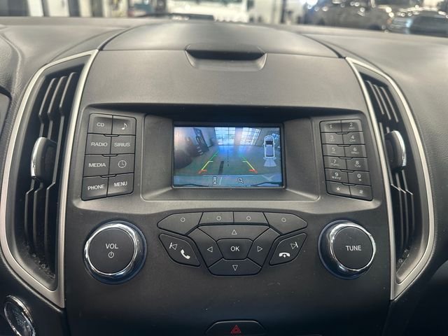 Used 2018 Silver Ford SEL image 28