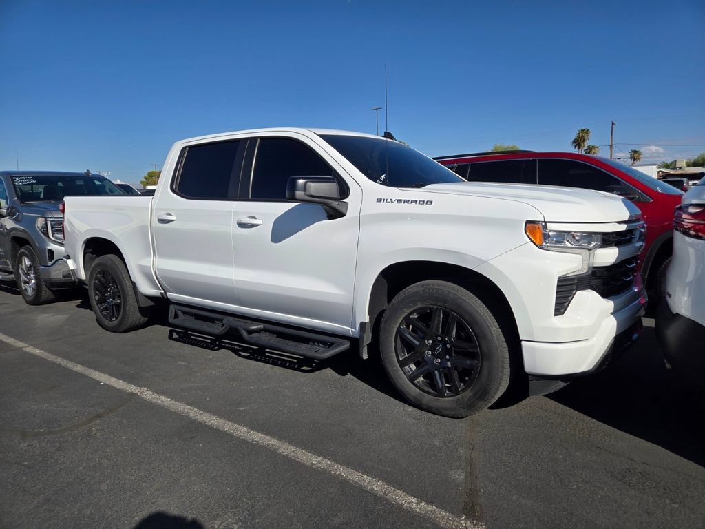 Used 2024 Summit White Chevrolet RST image 1