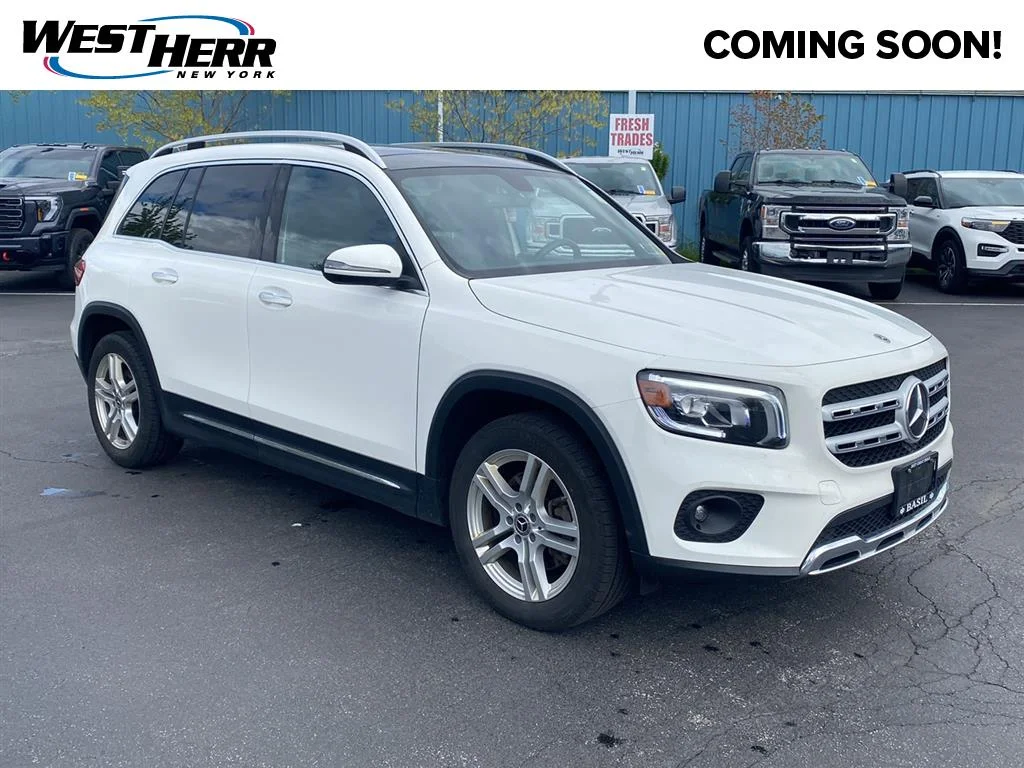 2021 Mercedes-Benz GLB GLB250 4MATIC's photo