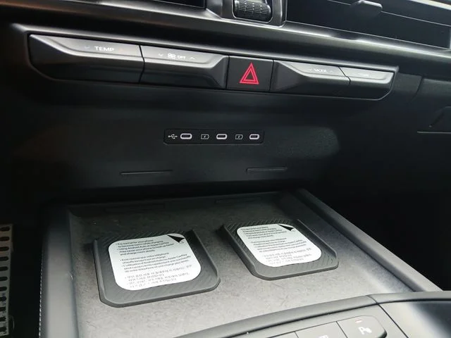 New 2027 Black Jade Green Kia X-LINE SX image 28