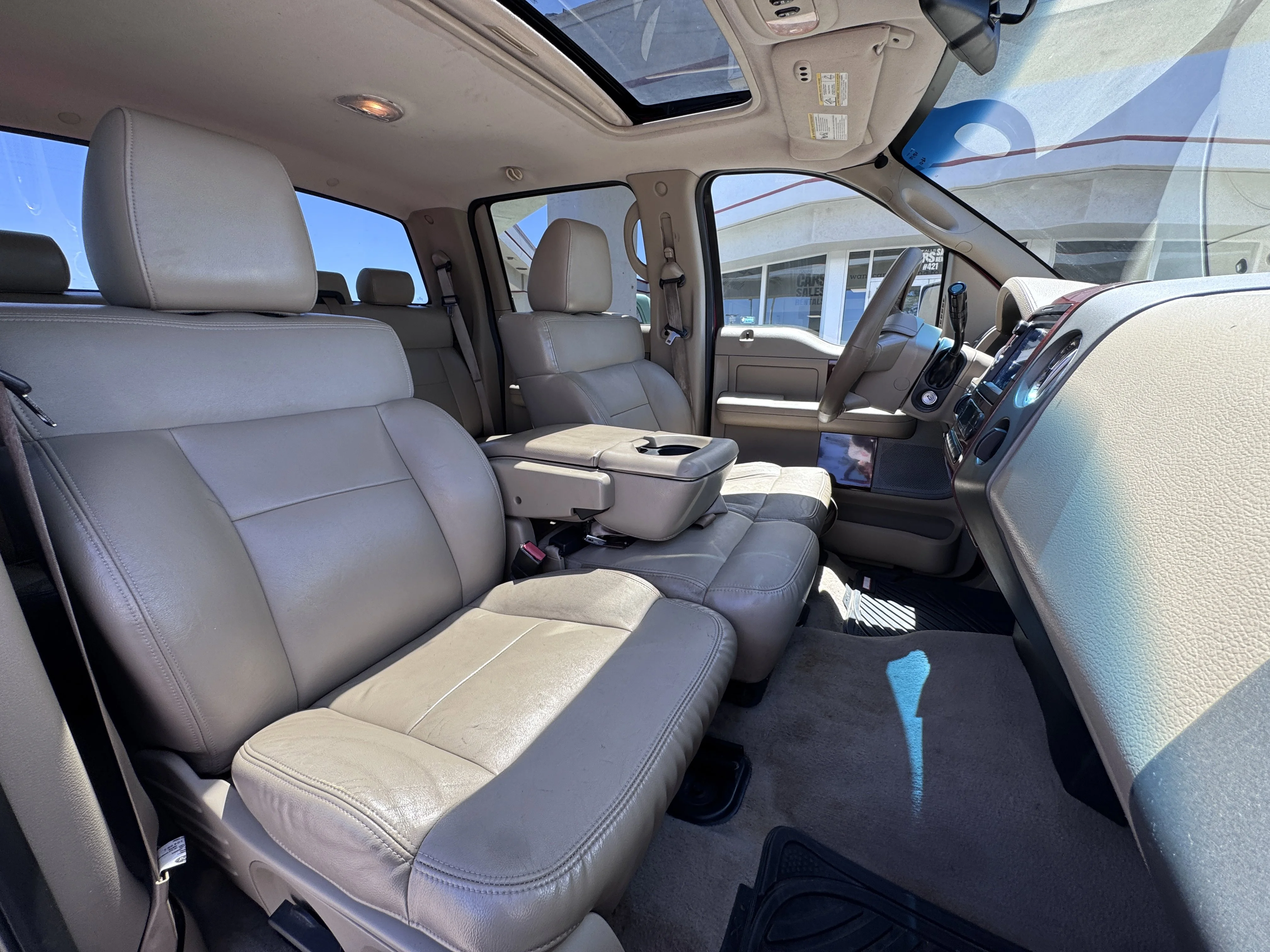 Used 2008  Ford FX4 image 45