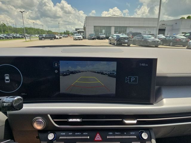 Used 2024 Blue Hyundai SEL image 17