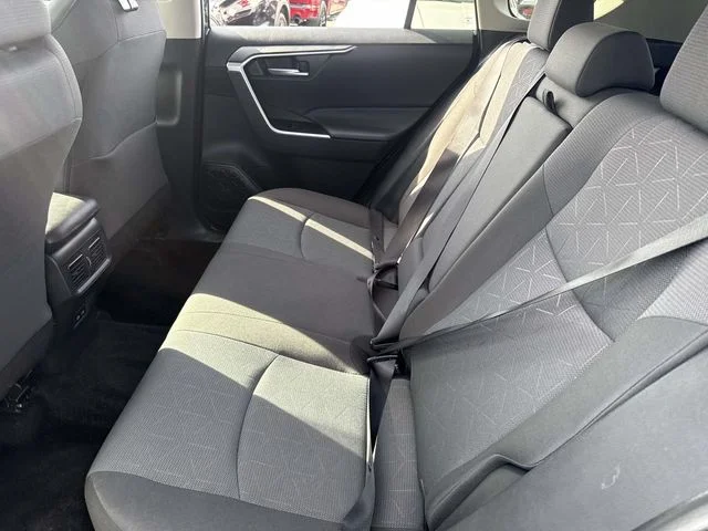 Used 2025  Toyota XLE image 14