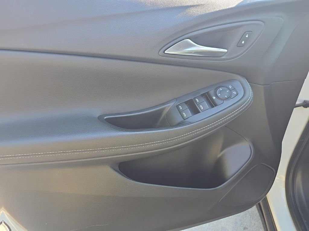 Used 2025 White Buick Preferred image 16