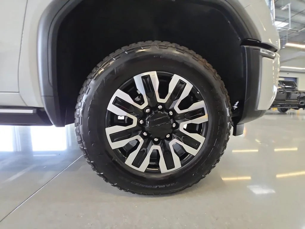 Certified Used 2026 Summit White GMC Denali Ultimate image 29