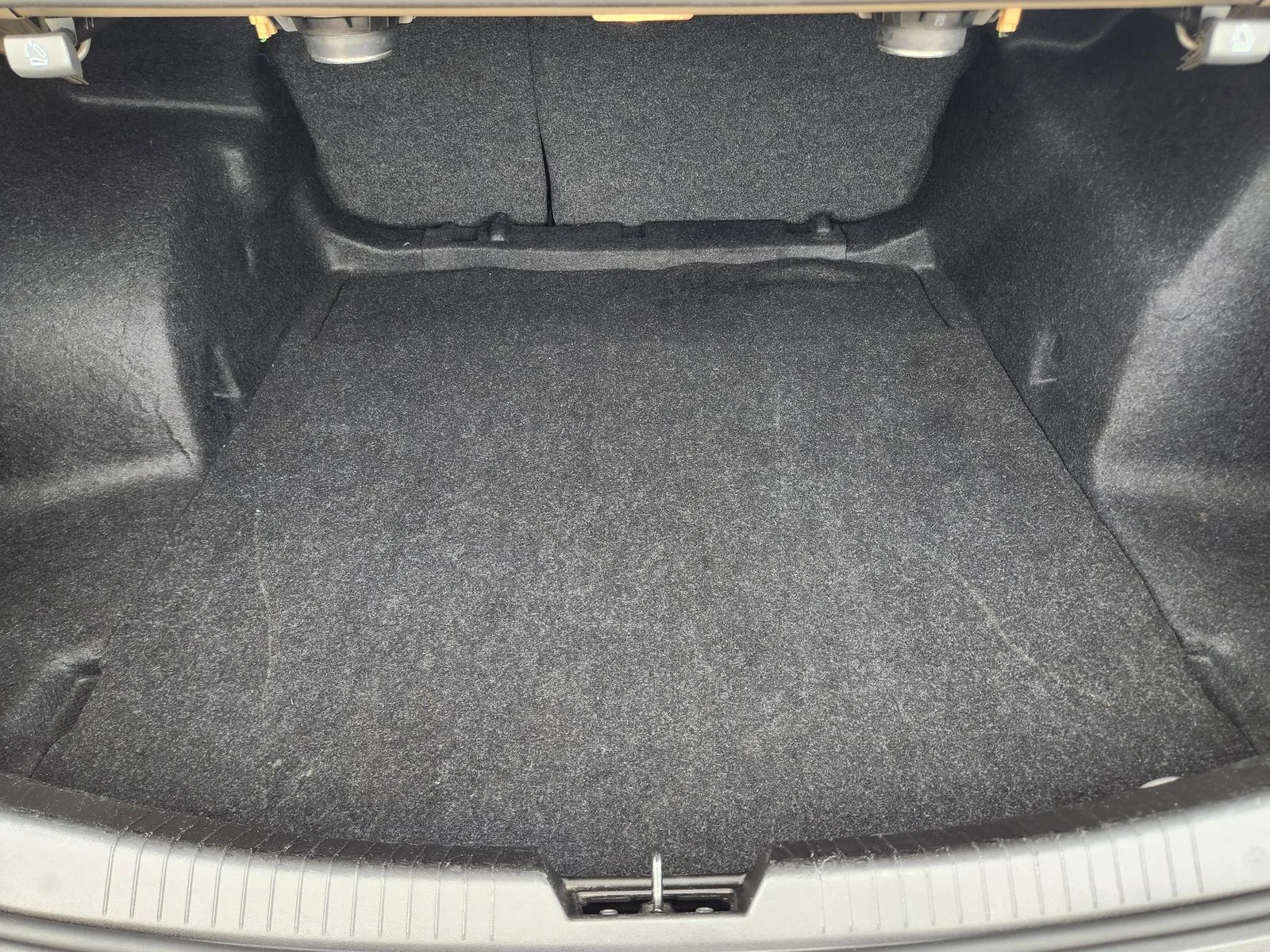 Used 2024 Gray Chevrolet LT image 31