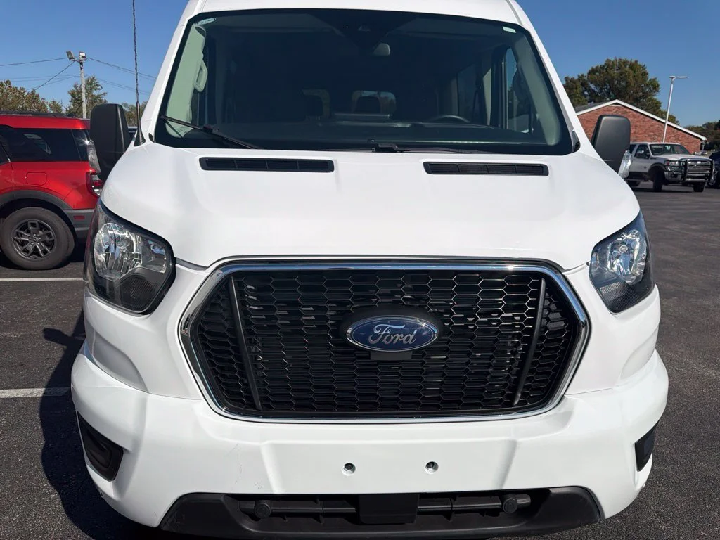 Used 2024 Oxford White Ford XLT image 8