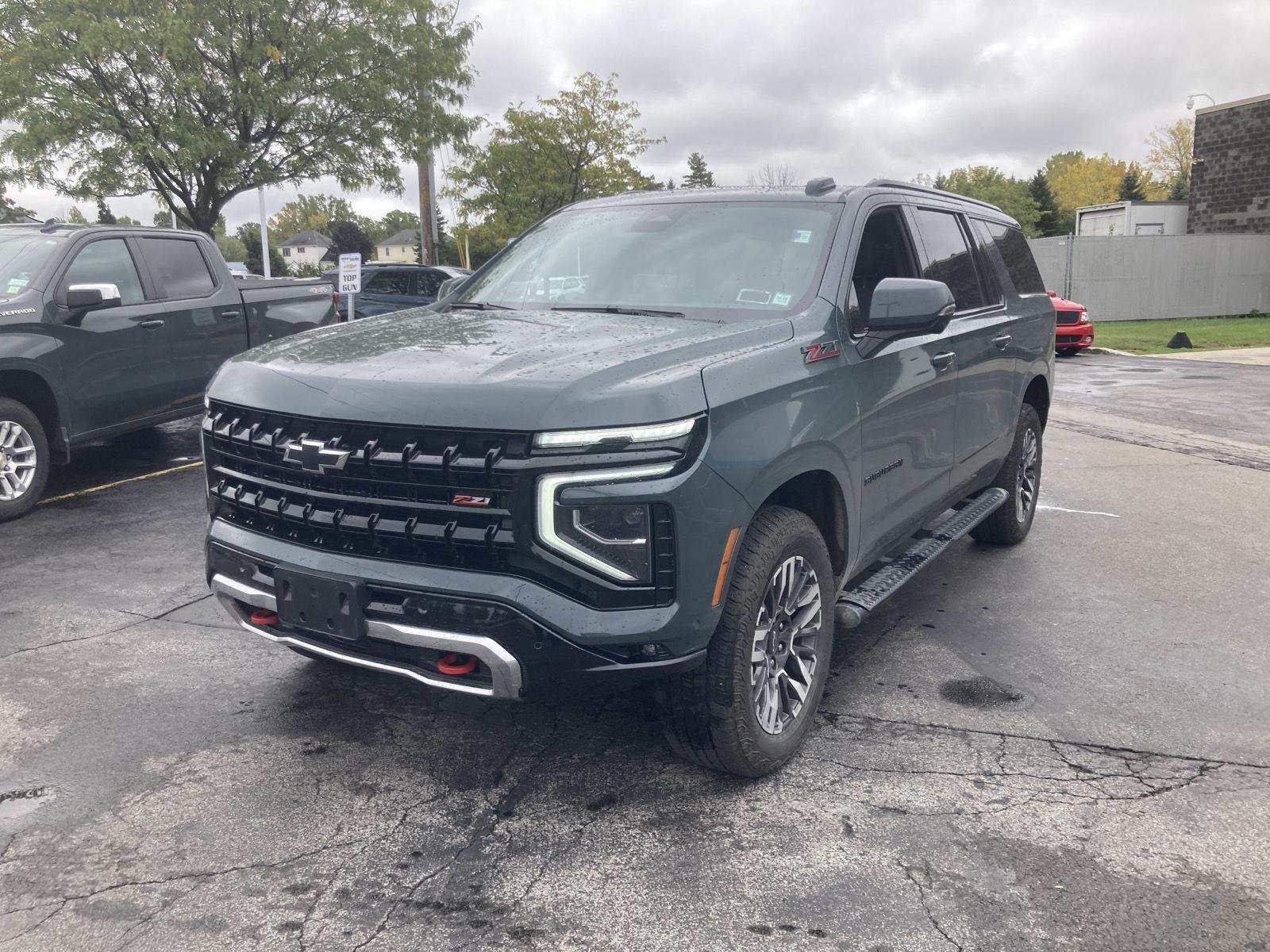 Used 2026 Cypress Gray Chevrolet Z71 image 3