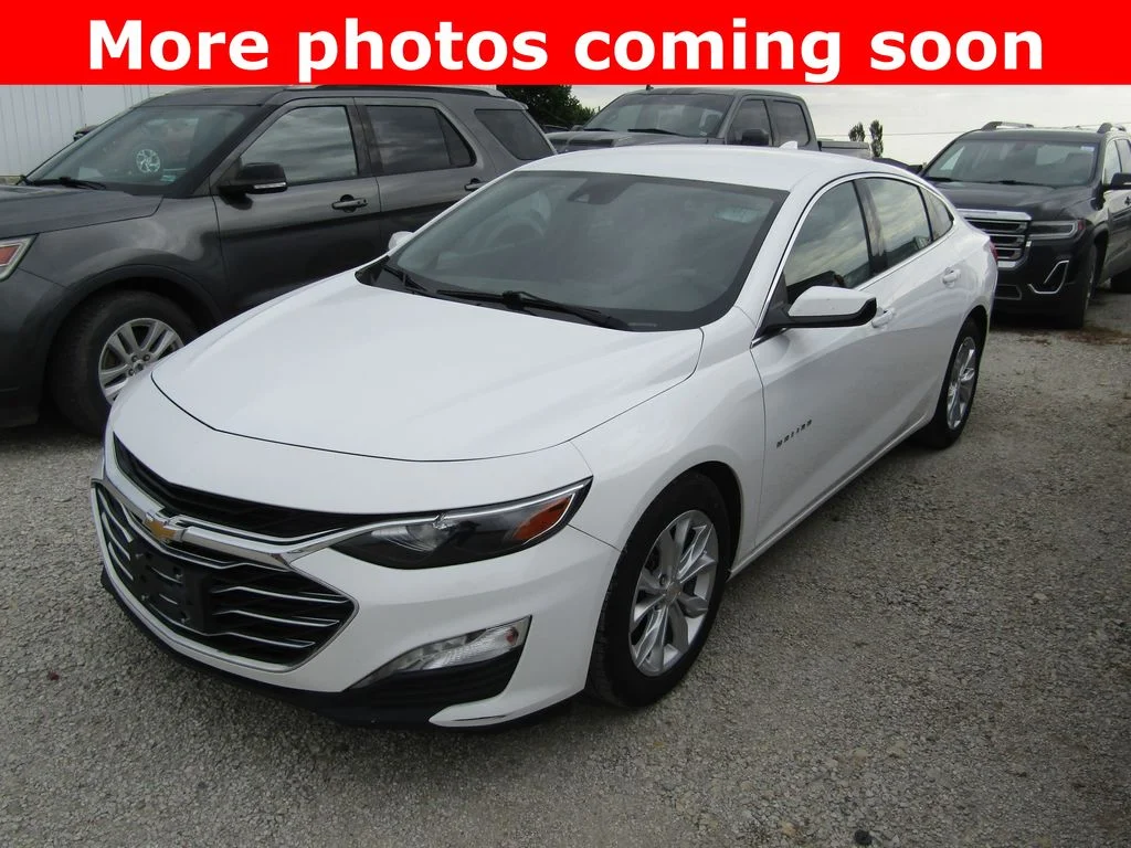 Used 2023  Chevrolet LT image 1