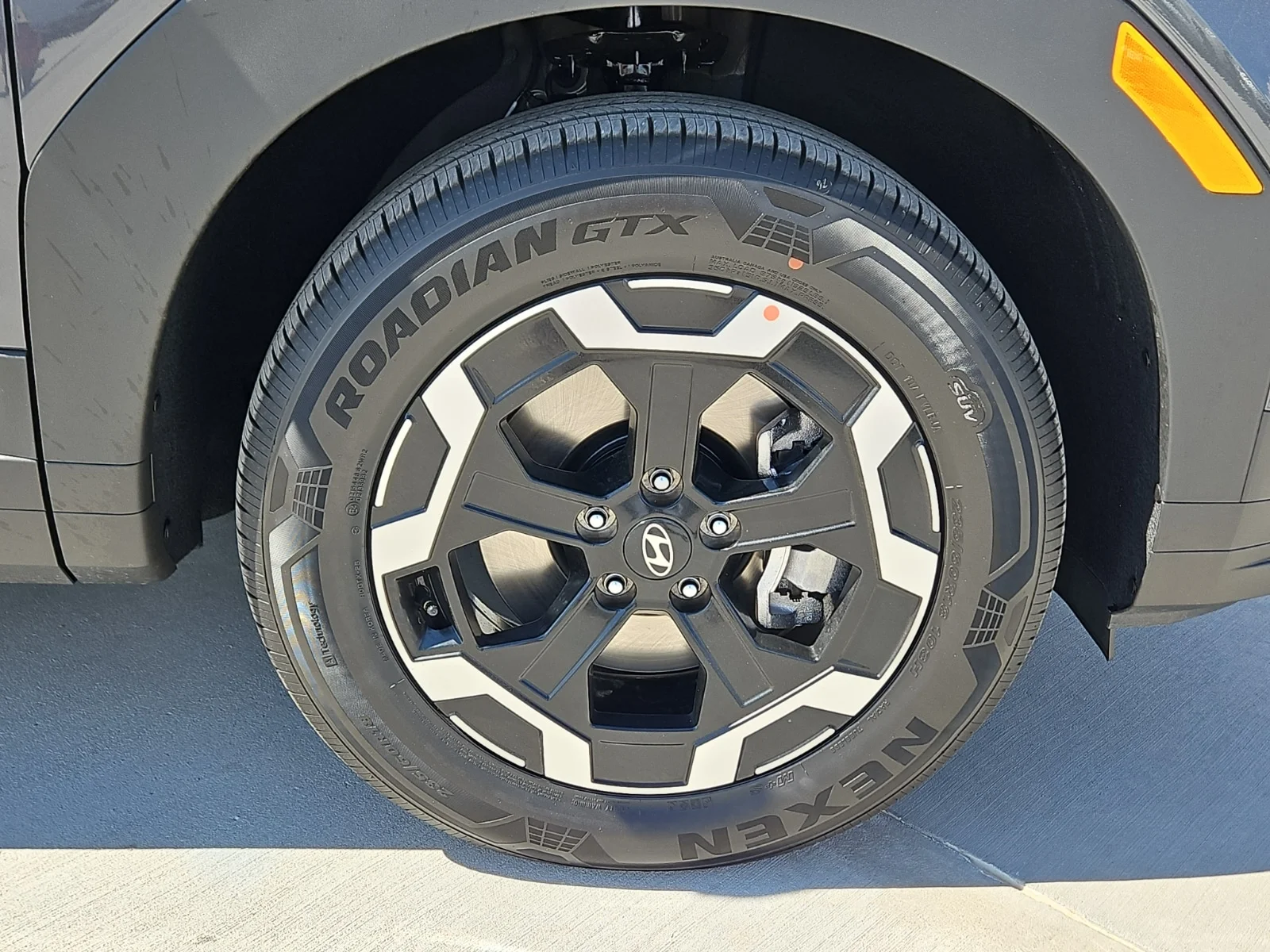 New 2027 Ecotronic Gray Hyundai SEL 4dr Front-Wheel Drive image 5