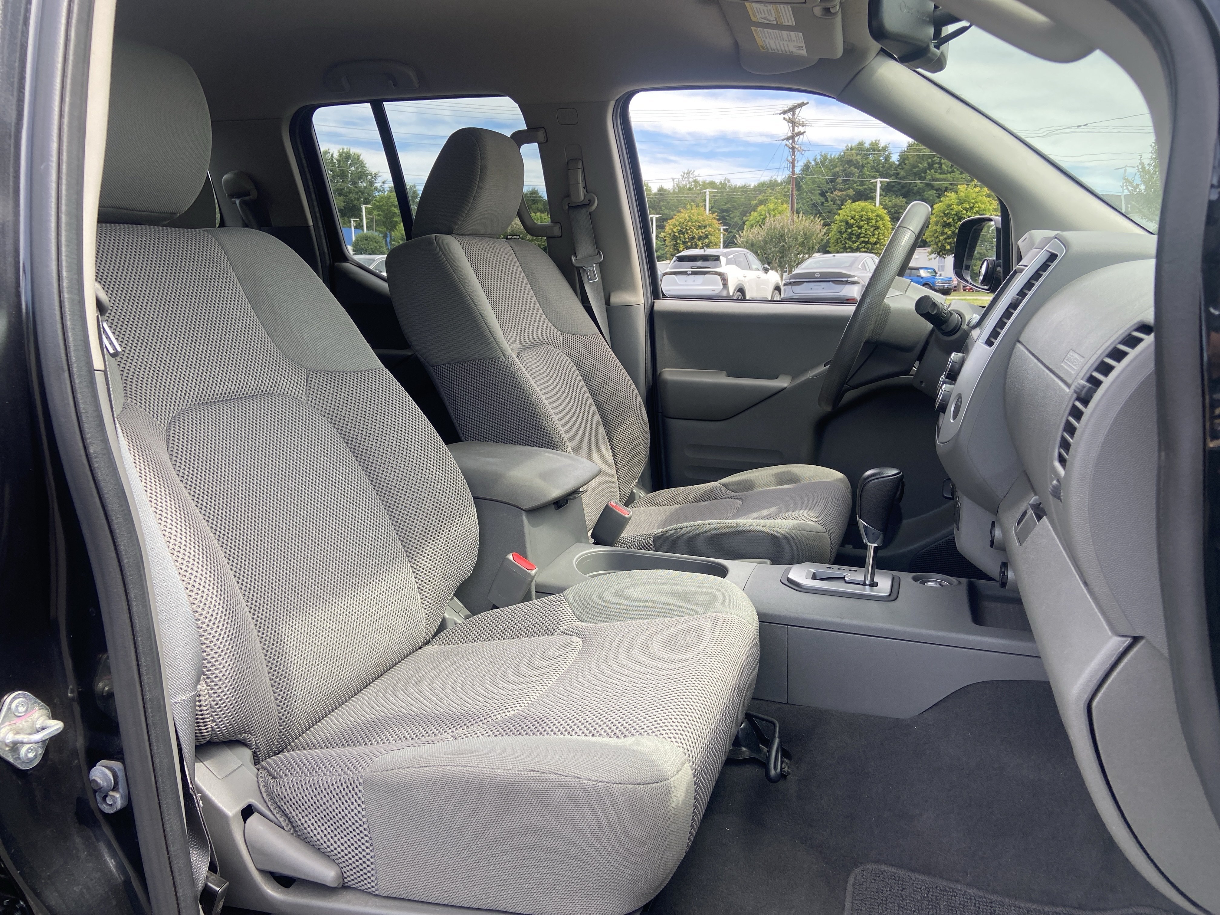 Used 2021 Magnetic Black Pearl Nissan SV image 17