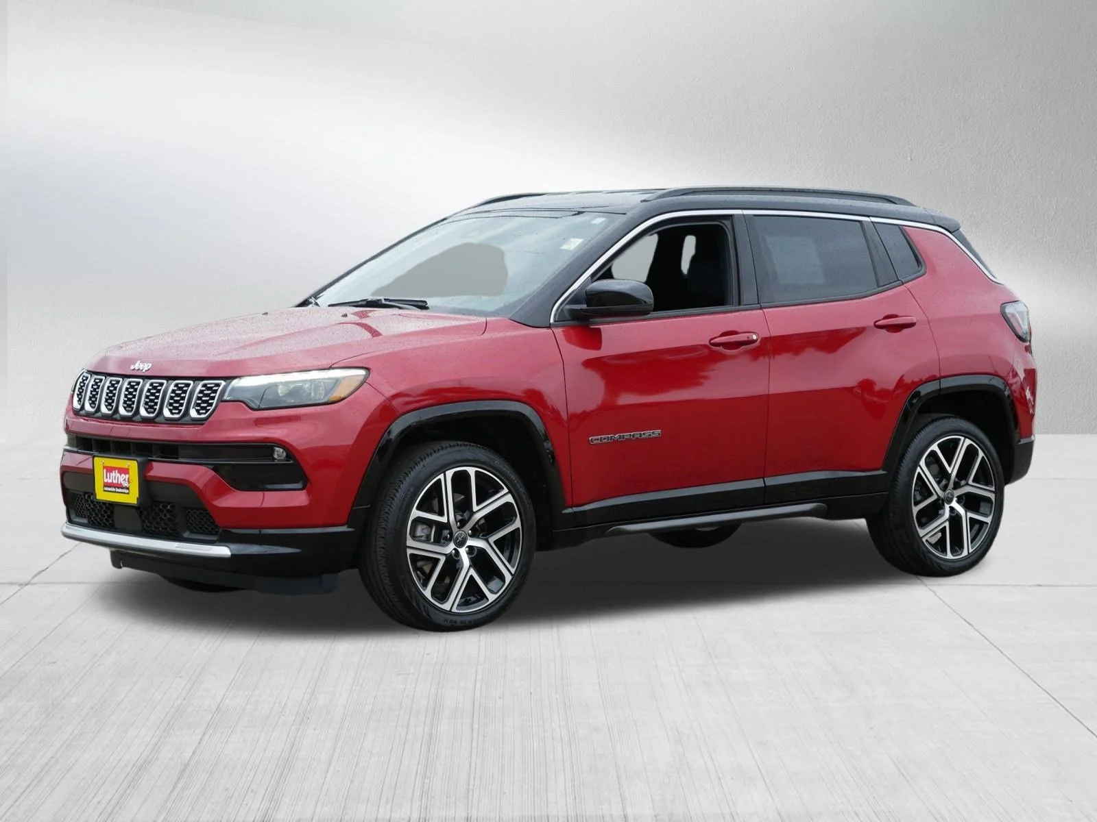Used 2025 Red Hot Pearlcoat Jeep Limited image 3