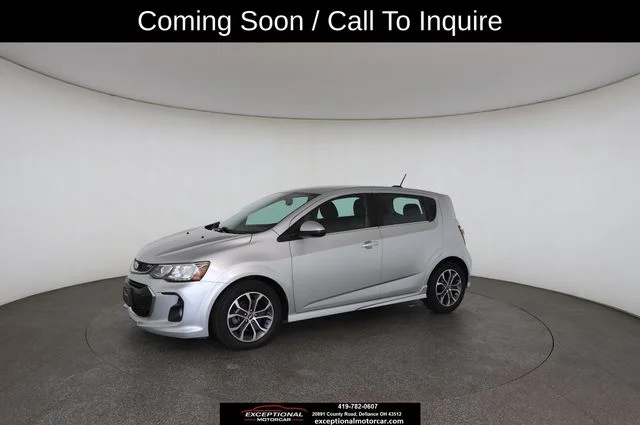 Used 2017 Silver Chevrolet LT image 4