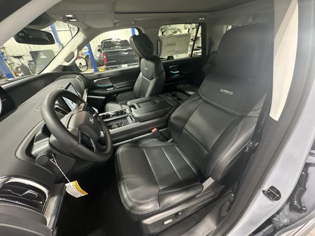 New 2027 Glacier Gray Metallic Tri-Coat Ford MAX Platinum image 17