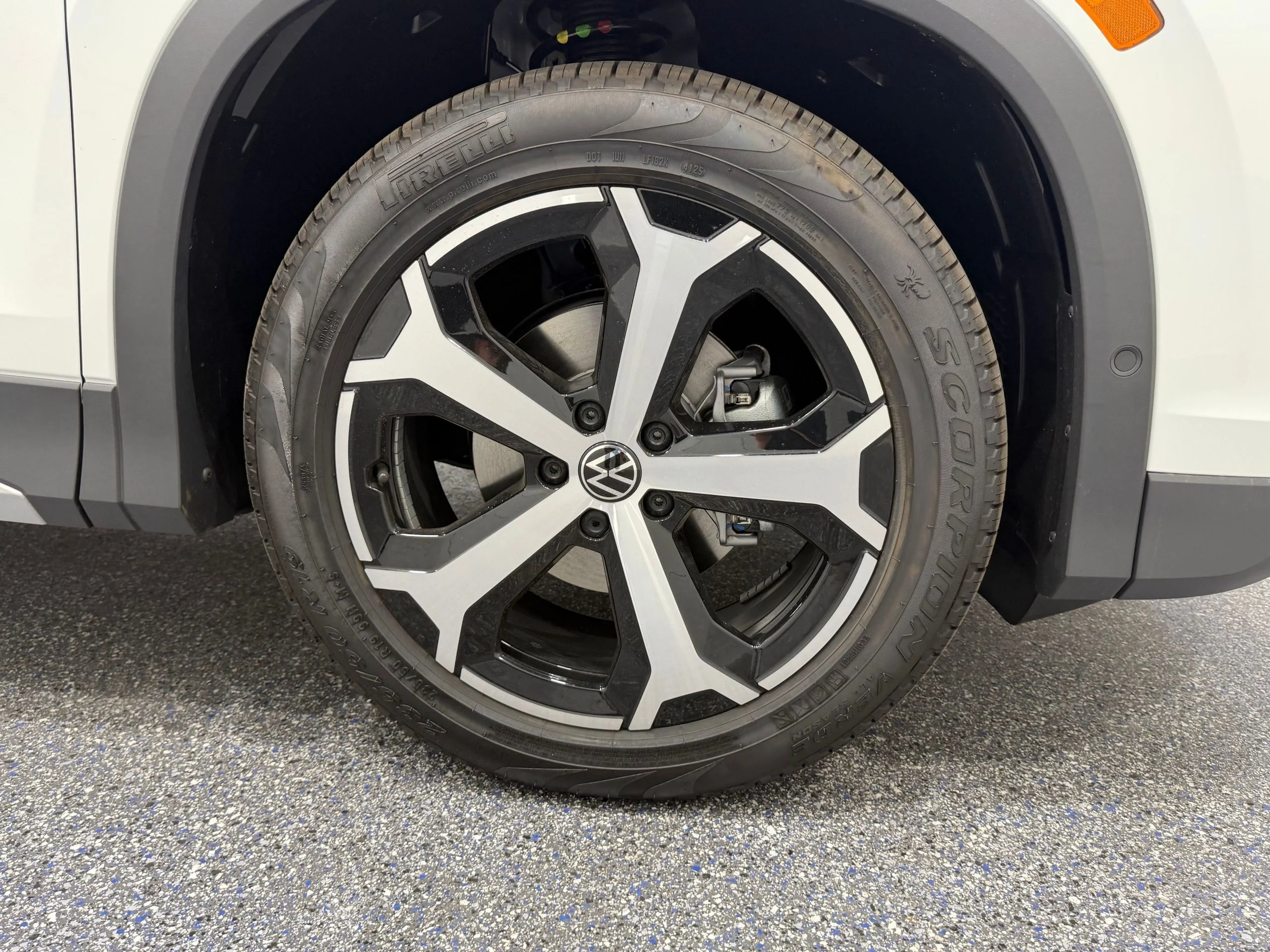 New 2026 White Volkswagen SE image 15