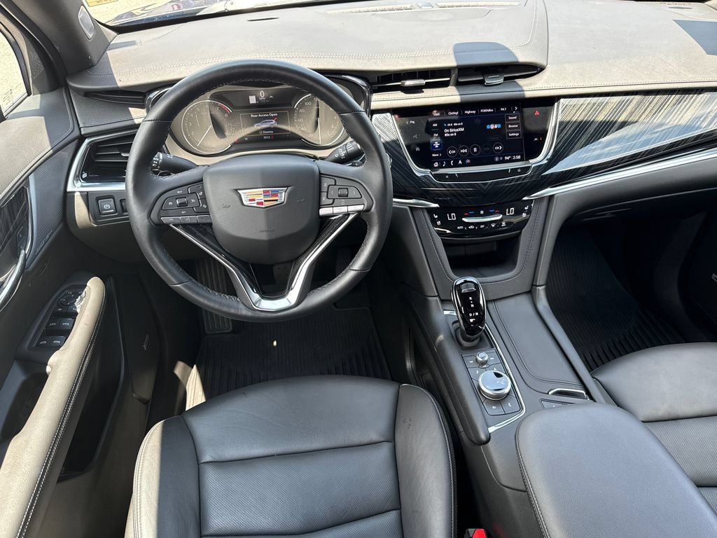 2025 Cadillac XT6 Premium Luxury - Photo 25