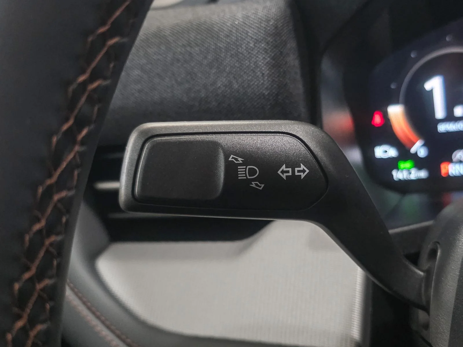 New 2026 Agate Black Metallic Ford Active image 36