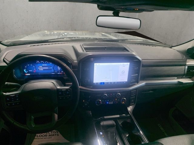 Used 2025 Silver Ford Lariat image 2