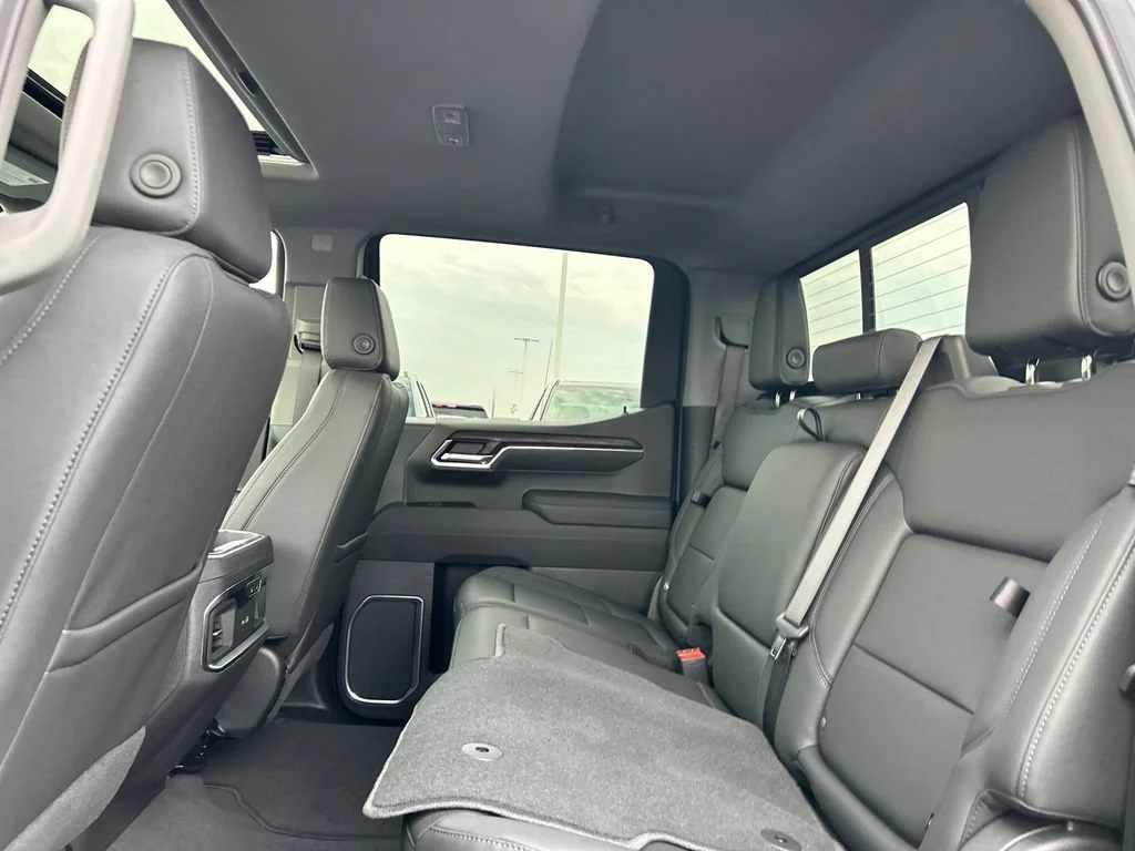 New 2026 Onyx Black GMC SLT image 35