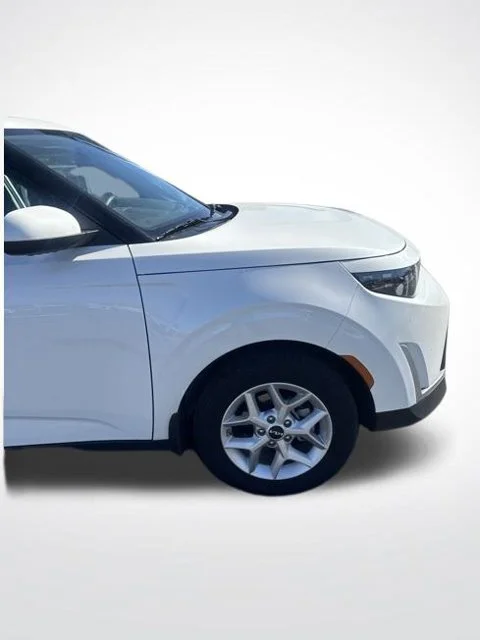 Used 2025 White Kia LX image 13