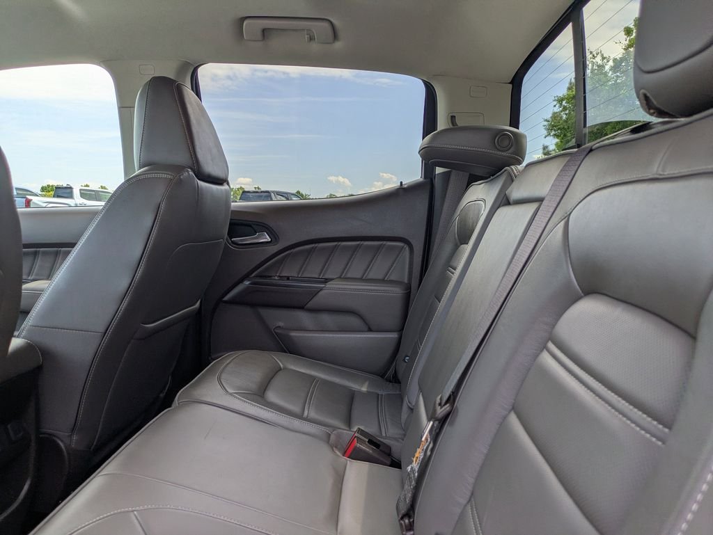 Used 2022 White GMC Denali image 15