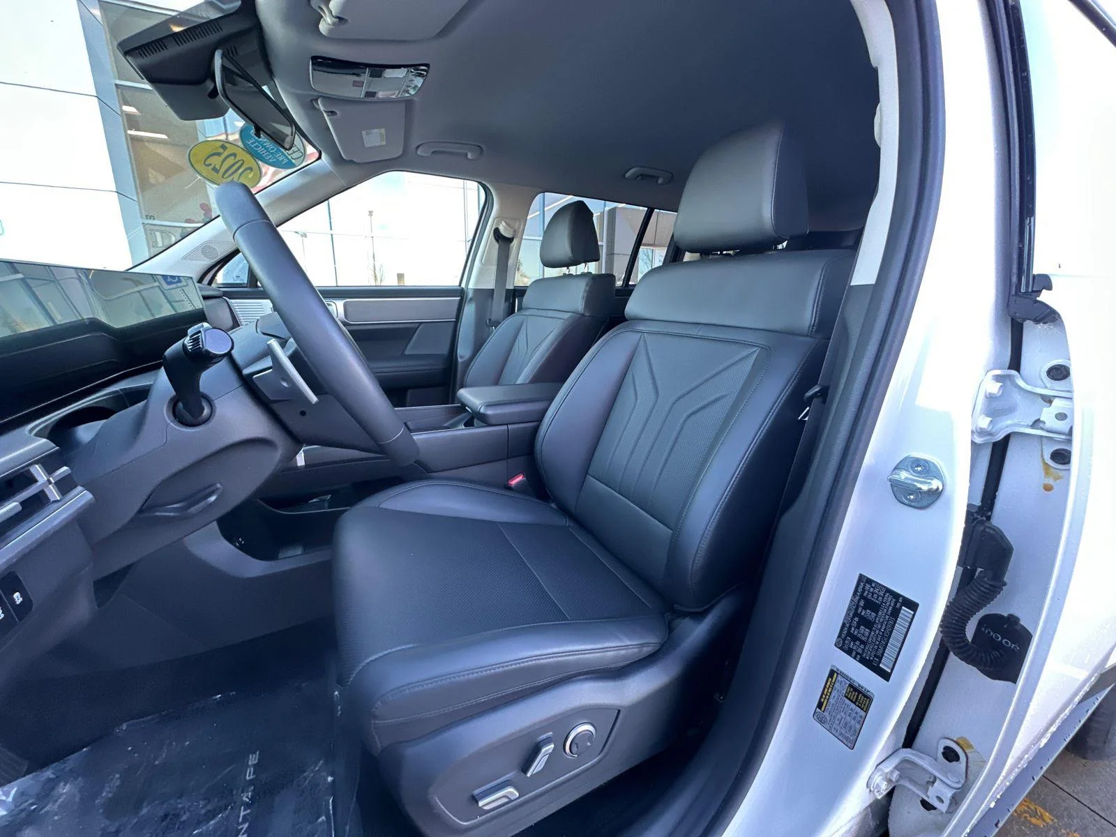 2025 Hyundai Santa Fe SEL - Photo 10
