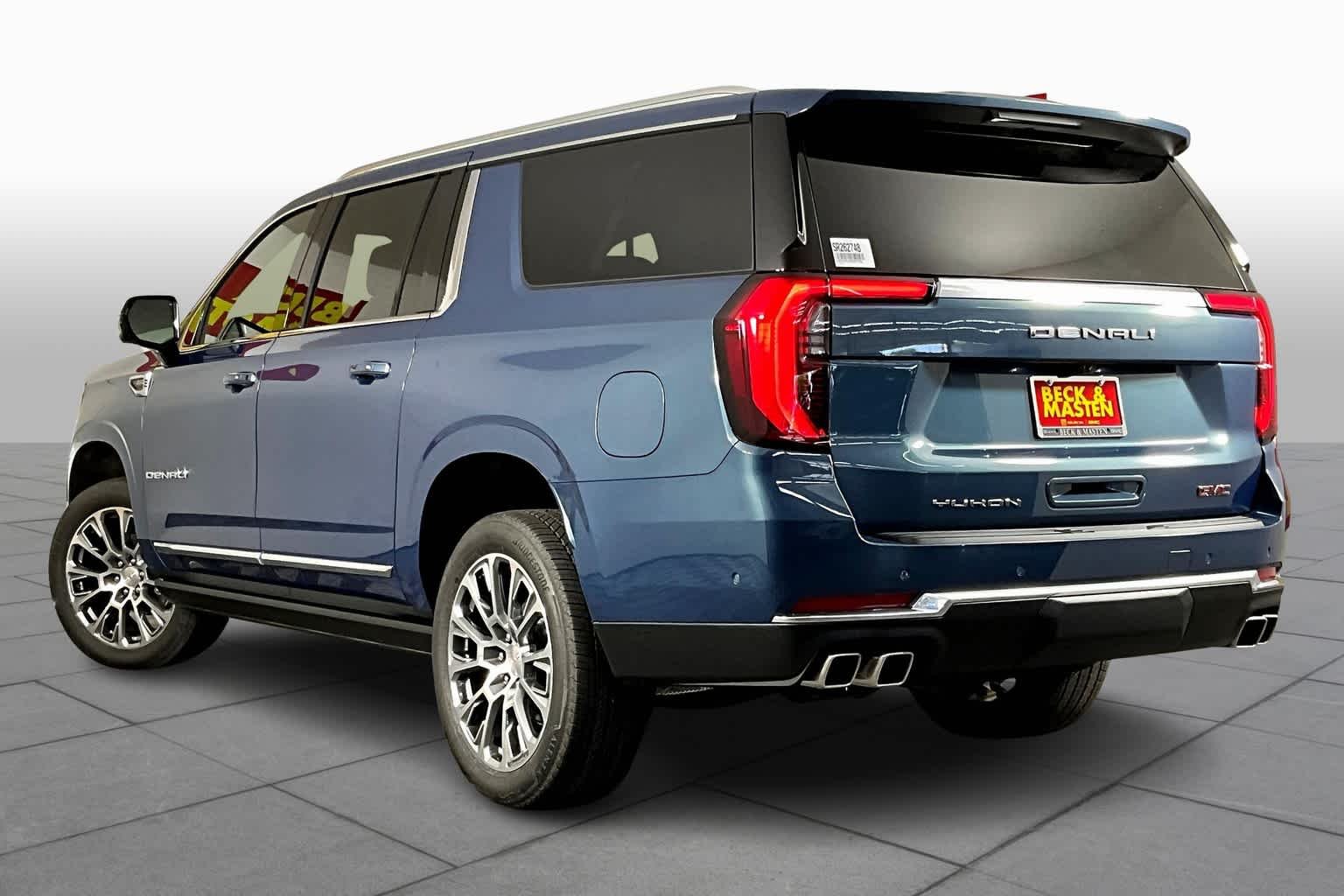 Used 2025 Downpour Metallic GMC Denali image 7
