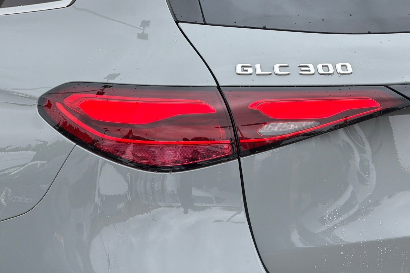 New 2026 MANUFAKTUR Alpine Grey Mercedes-Benz GLC 300 image 16