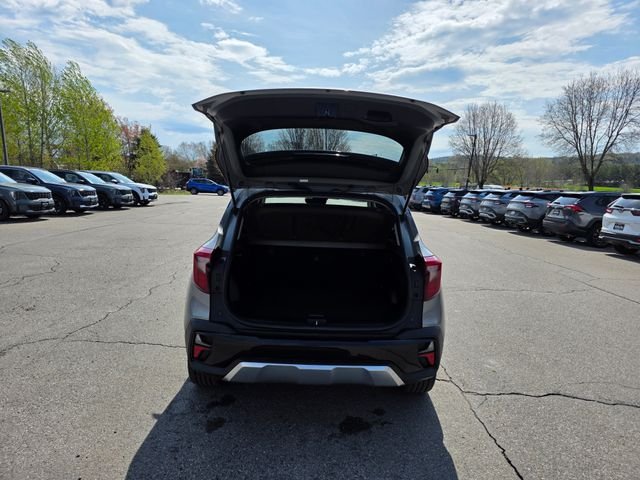 Used 2024 Steel Gray Kia SX image 10