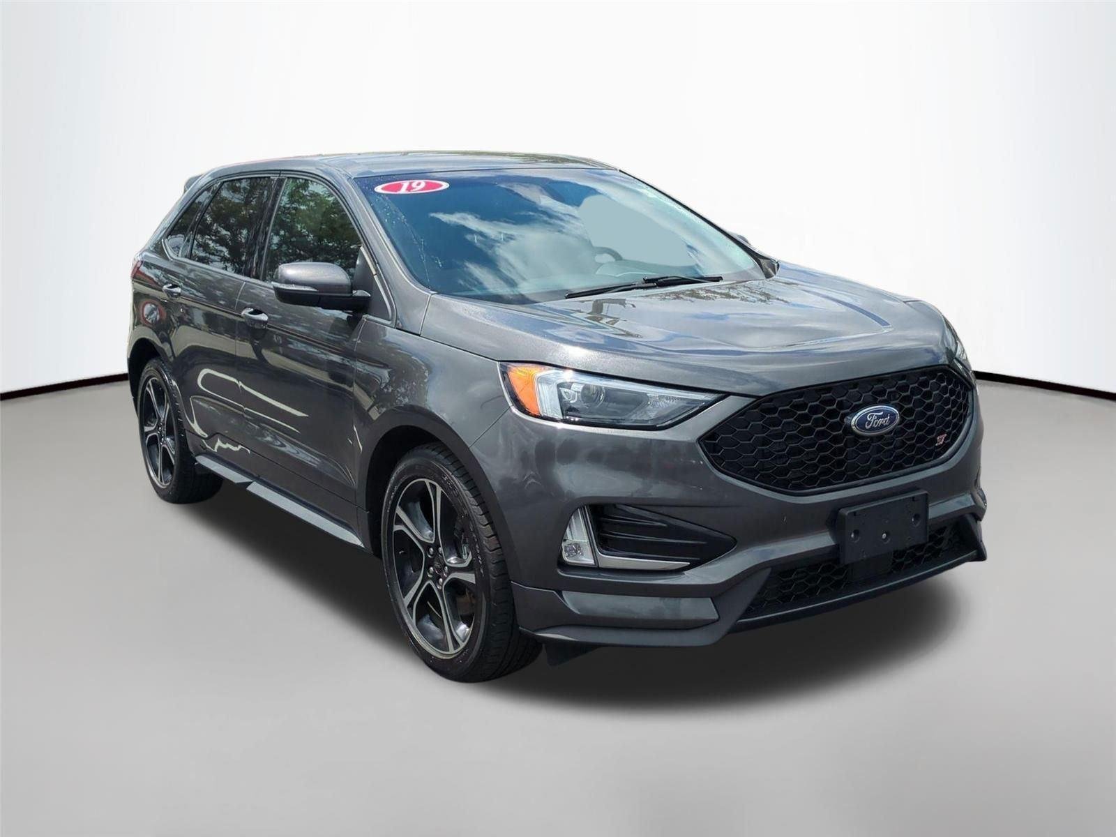 Used 2019 Magnetic Metallic Ford ST image 18