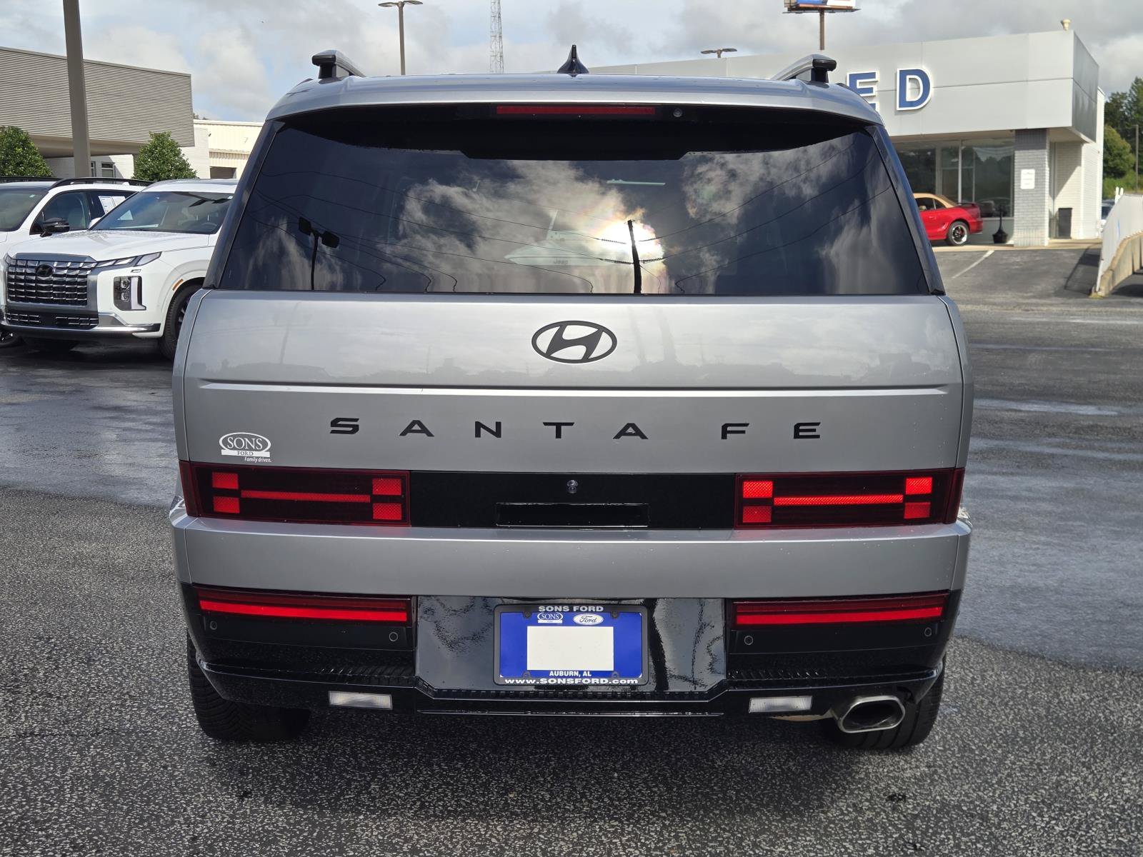 Used 2024 Shimmering Silver Pearl Hyundai Calligraphy image 10