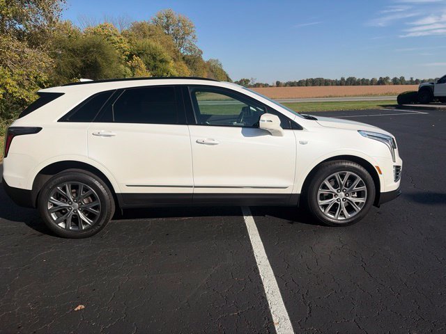 Used 2021 Crystal White Tri-Coat Cadillac Sport image 9