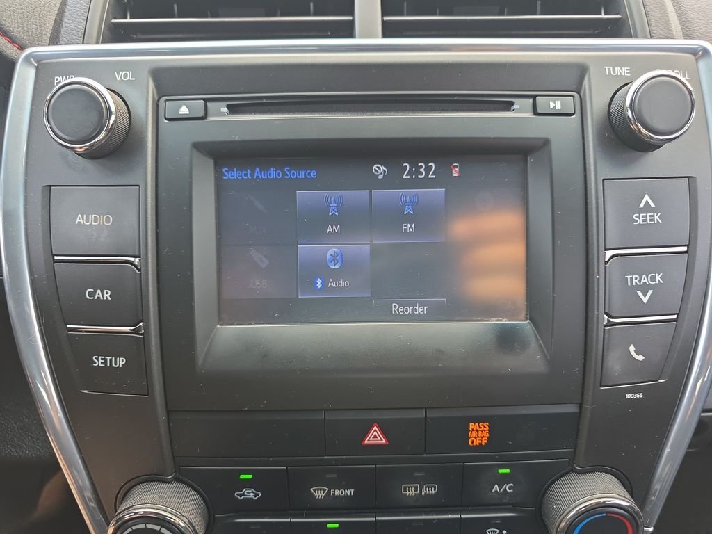 Used 2015 Gray Toyota SE image 28