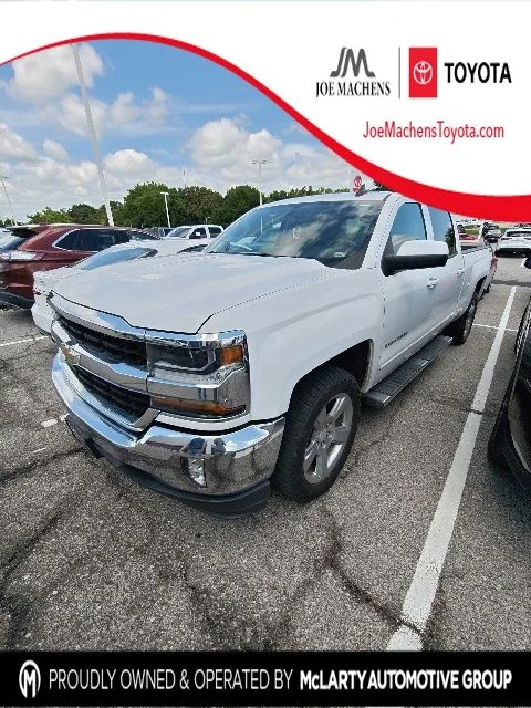 Used 2018 White Chevrolet LT image 1