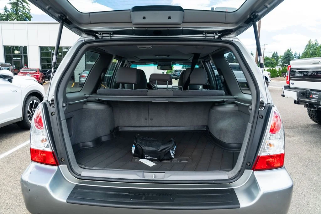 Used 2007  Subaru 2.5X image 7