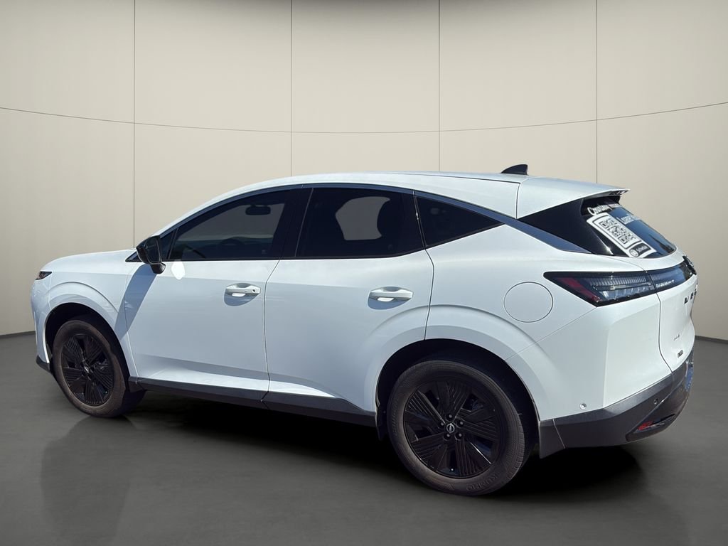 Used 2025 White Nissan SV image 5